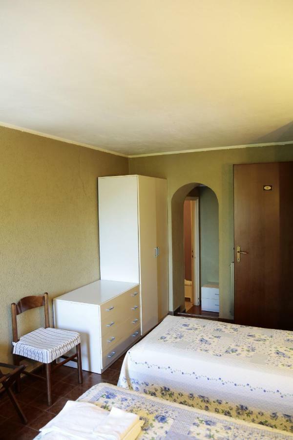 Hotel Rondanino Lanzo dʼIntelvi Exterior foto